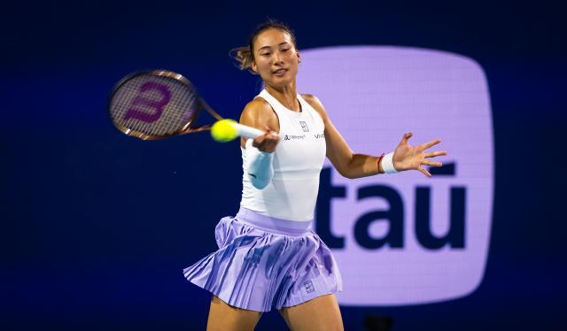 星空体育-郑钦文还是没能翻越萨巴伦卡这座山 但已看到曙光