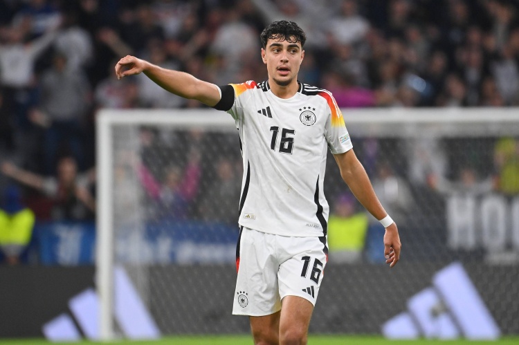 星空体育-帕夫洛维奇：梦想一直留在拜仁但无法预测未来，我的偶像是C罗